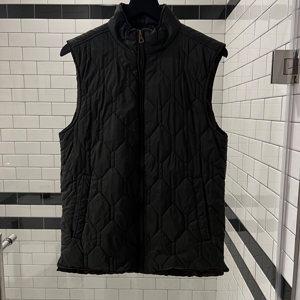 Weatherproof Black Quilted Vest with High Collar